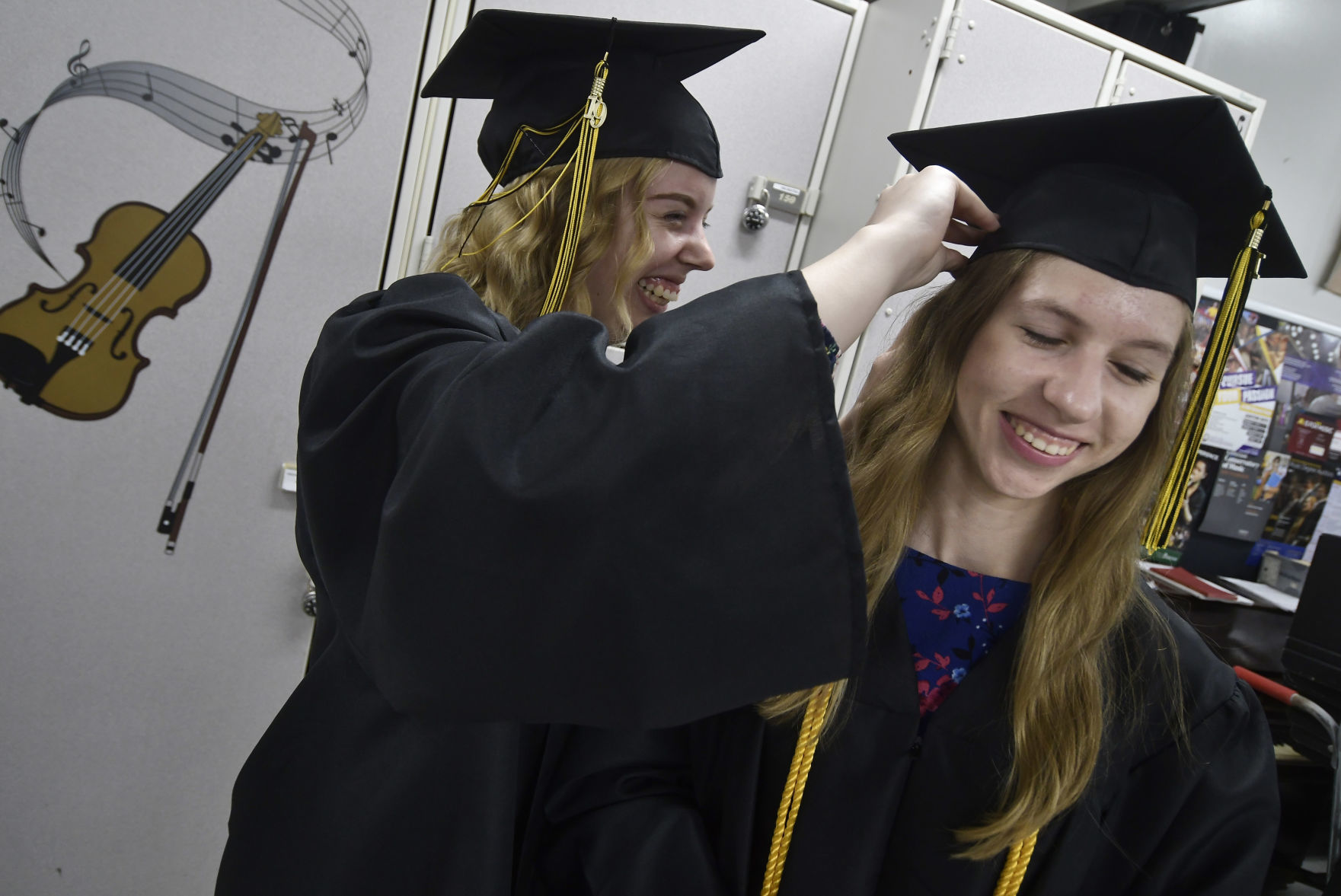 SHORELAND GRADS